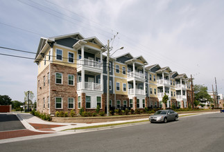 Savannah Gardens Phase III in Savannah, GA - Foto de edificio - Building Photo