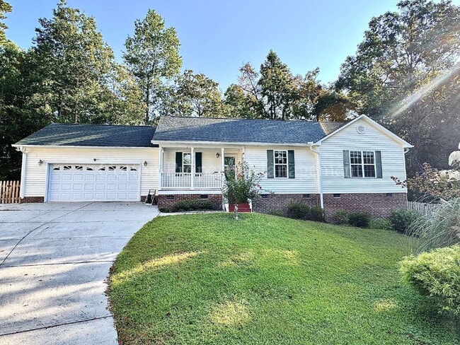 7408 Bluestone Ct in Leland, NC - Building Photo - Building Photo