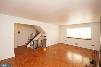 10 Catbird Ct in Trenton, NJ - Building Photo - Building Photo