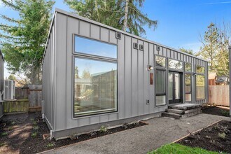 11454 NE Morris St in Portland, OR - Building Photo - Building Photo