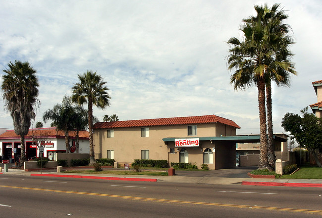 Paloma Apartments in Chula Vista, CA - Building Photo - Building Photo