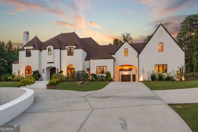 property at 2242 Shoal Creek Rd