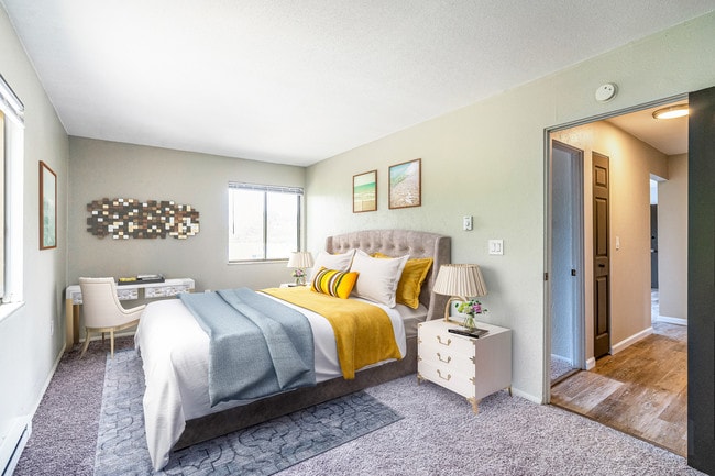 Tamarack Creek in Toledo, OH - Foto de edificio - Building Photo