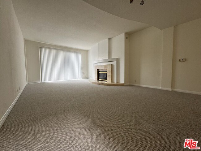 property at 1436 20th St