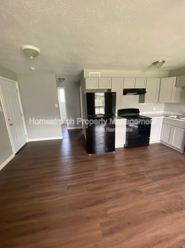 property at 4663 S Spring Ave