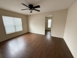 837 Sunflower Ln in Cookeville, TN - Foto de edificio - Building Photo