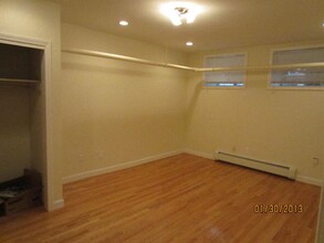 24 Euston St, Unit 1 in Brookline, MA - Building Photo - Building Photo