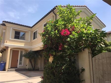 2007 Marshallfield Ln in Redondo Beach, CA - Foto de edificio - Building Photo