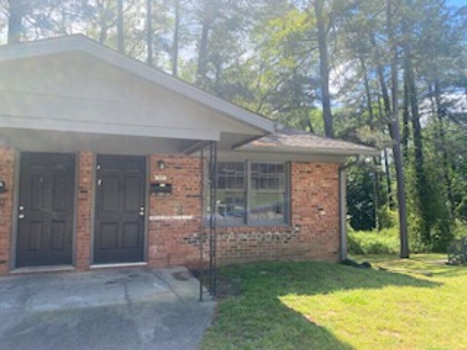 4207 S Dowfield Dr in Fayetteville, NC - Building Photo