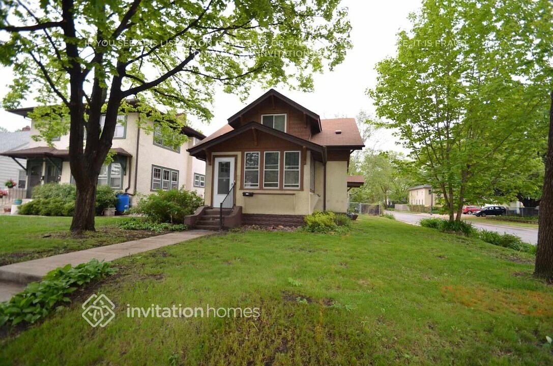 3455 33rd Ave S in Minneapolis, MN - Building Photo