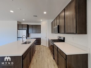 13409 W Tether Trail in Peoria, AZ - Building Photo - Building Photo