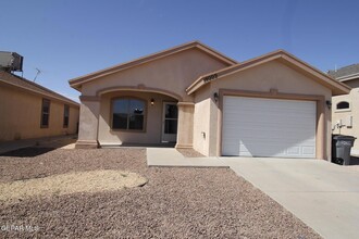14009 Robert Ituarte Dr in El Paso, TX - Building Photo - Building Photo