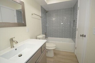 6109 N Brookline Ave in Oklahoma City, OK - Building Photo - Building Photo