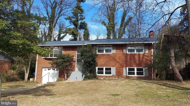 property at 6417 Earlham Dr