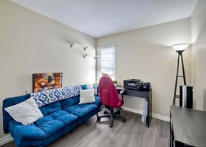 1322 Carnell Ct, Unit b in San Diego, CA - Building Photo