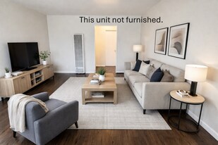 3021-3021 Carmona Ave, Unit 3 in Los Angeles, CA - Building Photo