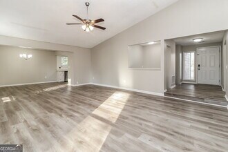 4795 Jamerson Forest Cir in Marietta, GA - Building Photo - Building Photo
