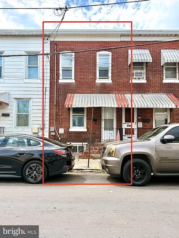 property at 163 Tremont St
