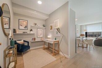 91-5 88th Ave in New York, NY - Building Photo - Building Photo