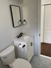 830 Garrett Ln, Unit 2B in Springfield, PA - Building Photo - Building Photo