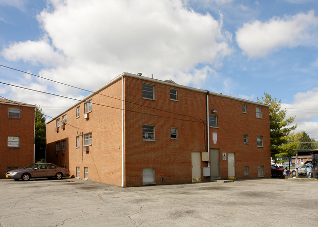 Columbus Apartel in Columbus, OH - Foto de edificio - Building Photo