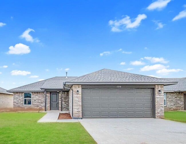 property at 1620 Highland Loop