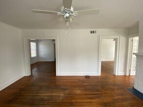 702 Maupas Ave in Savannah, GA - Building Photo - Building Photo