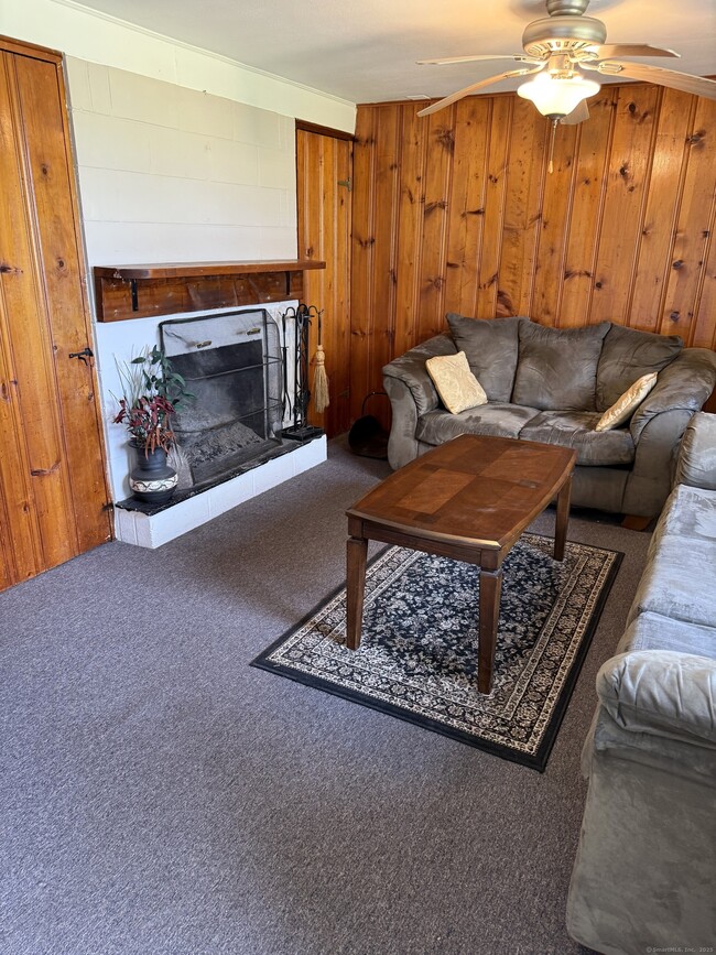 property at 1 Essex Rd
