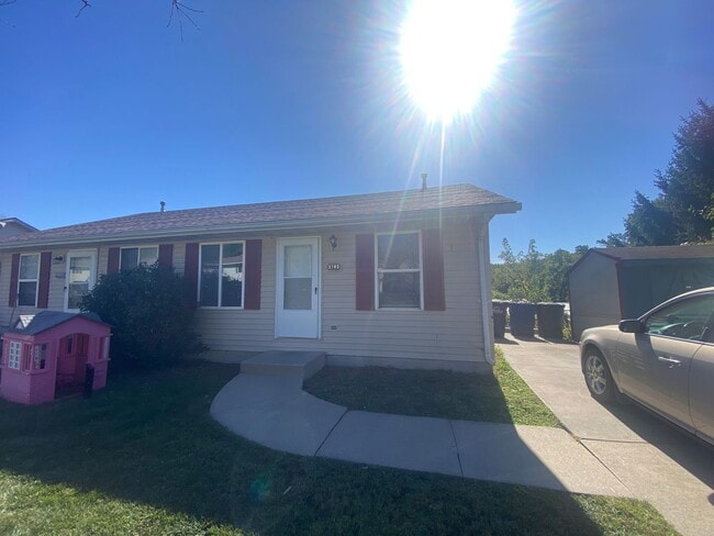 property at 3101 SE 17th St