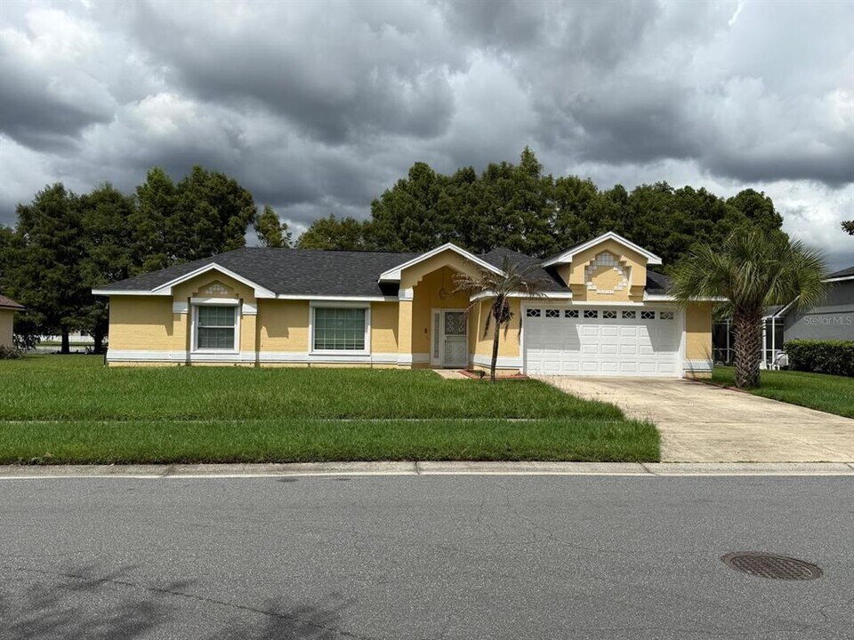 2430 Coco Bay Cir in Kissimmee, FL - Building Photo