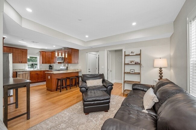 property at 6 Nelly St