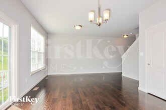 106 Katiemist Dr in St. Peters, MO - Building Photo - Building Photo