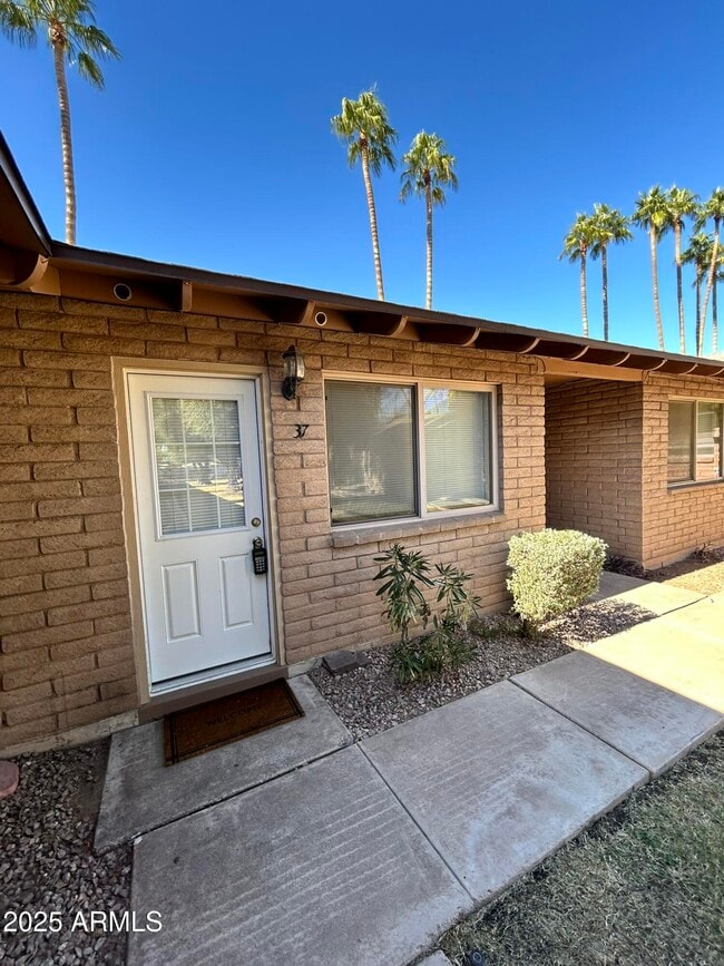 property at 3031 S Rural Rd