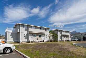 Ma'ili Beach Place in Waianae, HI - Building Photo - Building Photo