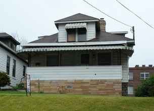 406 Wyoming St in Charleston, WV - Building Photo - Building Photo