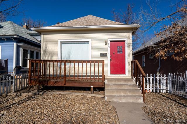property at 906 W Colorado Ave