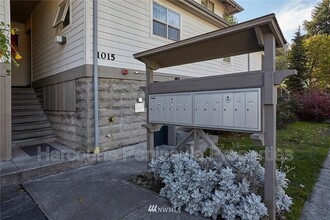 1015 9th St in Bremerton, WA - Foto de edificio - Building Photo