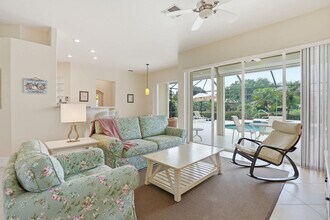 1154 Augusta Falls Way in Naples, FL - Building Photo - Building Photo