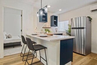 2809 Pembroke Terrace in Oklahoma City, OK - Building Photo - Building Photo