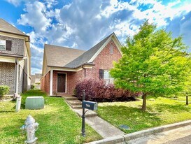 7933 Carmen Cove in Memphis, TN - Building Photo