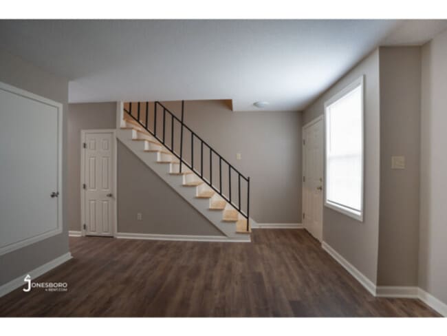property at 3412 Sun Ave