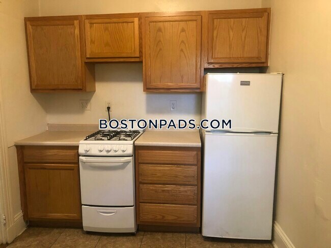 1377 Commonwealth Ave