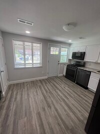 4707 Chatford Ave photo'