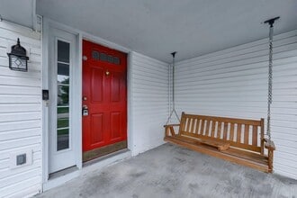 8690 Kirkland Dr in Lewis Center, OH - Building Photo - Building Photo