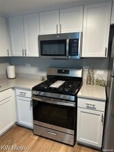 3320 Spinnaker Ln in Detroit, MI - Building Photo - Building Photo