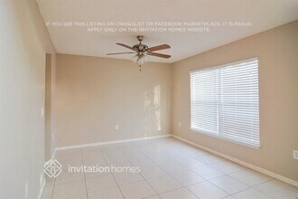 1249 SW Mancuso Ave in Port St. Lucie, FL - Foto de edificio - Building Photo