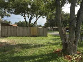 7826 Bolam Ave in New Port Richey, FL - Building Photo - Building Photo