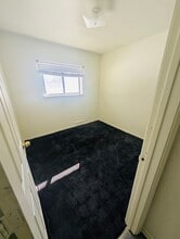 1196 E Coldwater Rd in Flint, MI - Building Photo - Building Photo