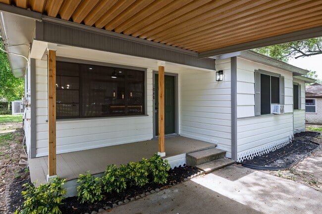 property at 1848 Kipling St