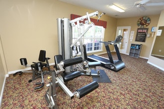 Blankenbaker Crossings Apartment Homes in Louisville, KY - Building Photo - Interior Photo